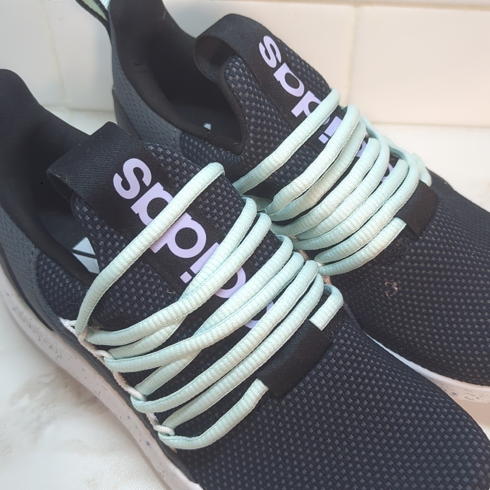 KIDS ADIDAS CLOUDFOAM SHOES - Picture 2 of 4